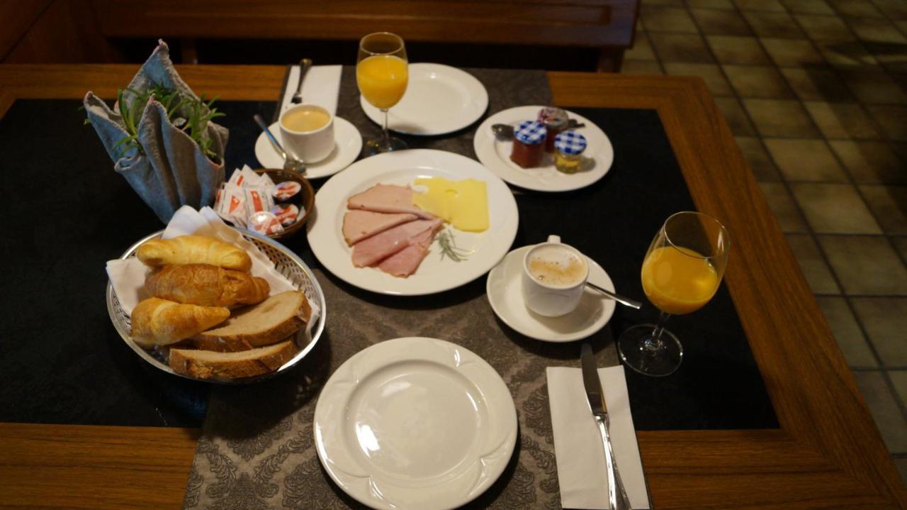 Hotel Restaurant Kreuz Kaiserstuhl Εξωτερικό φωτογραφία